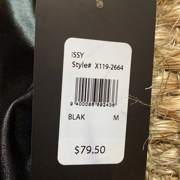 Frederick’s of Hollywood Issy Bra Set-Clearance - Picture 3 of 3